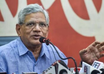 ‘ശ്രീരാമന്റെ വിളി ലഭിച്ചവര്ക്ക് മാത്രമേ പങ്കെടുക്കാന് കഴിയൂ…’ യെച്ചൂരിക്കെതിരേ ബി.ജെ.പി