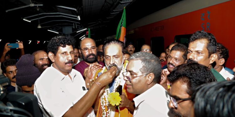 സി.രഘുനാഥിന് ഉജ്വല സ്വീകരണം